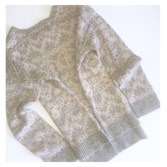 WILDFOX Pink Gray Venice Canal Shredded Sweater NWT - Picture 8 of 12